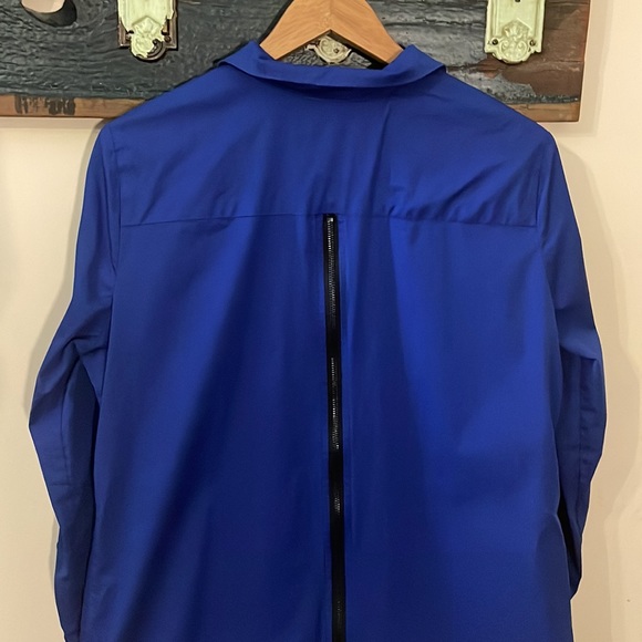 Katherine Barclay Cobalt Blue Button-Down Shirt with Back Zipper Size Large - Picture 11 of 14